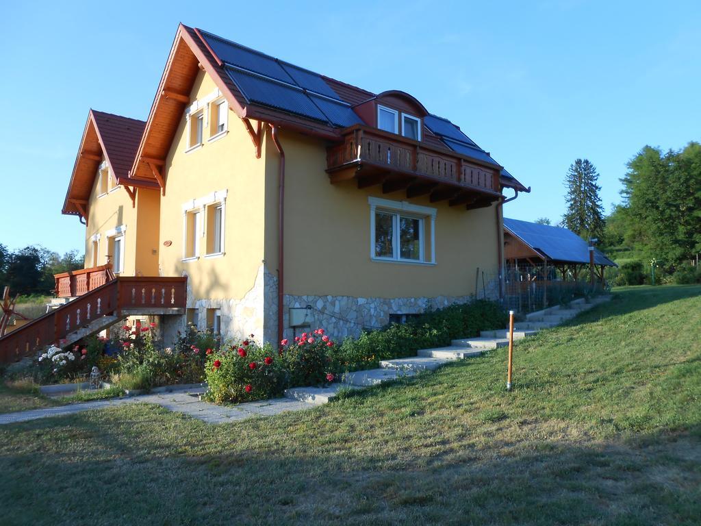 Kustánygyöngye Vendégház Kehidakustány Exterior foto